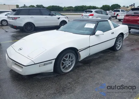 1988 Chevrolet Corvette из США, поврежденный, VIN 1G1YY2184J5108243